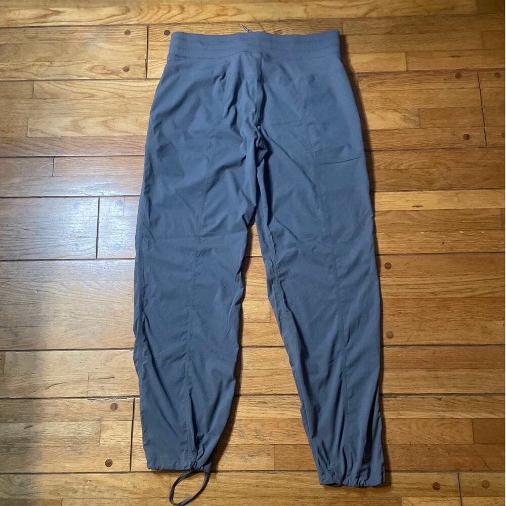 Lululemon Dance Studio Mid-Rise Pant *Regular - Picture 16 of 16